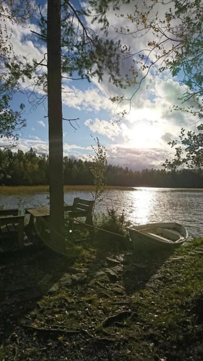 Kuus-Hukkala Hotel Harkala  ภายนอก รูปภาพ