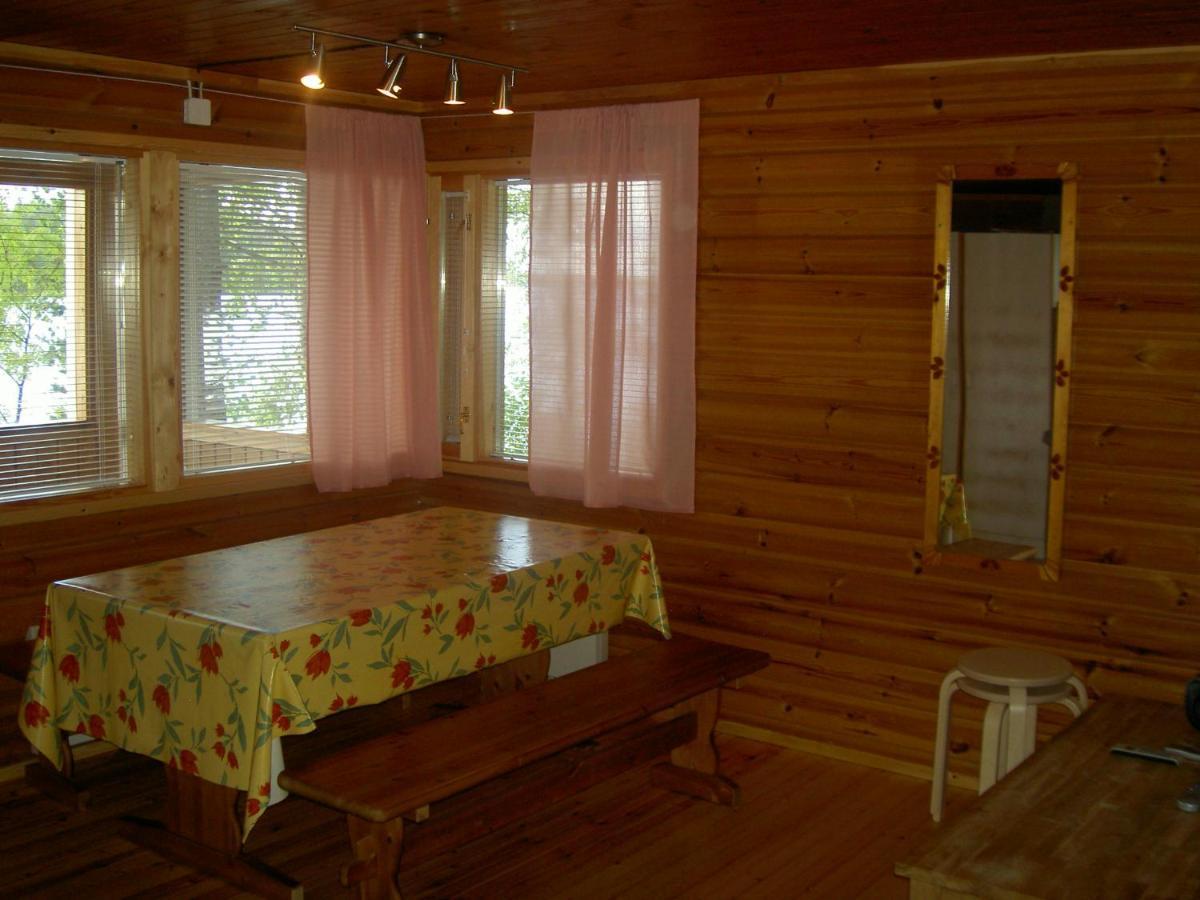 Kuus-Hukkala Hotel Harkala  ภายนอก รูปภาพ