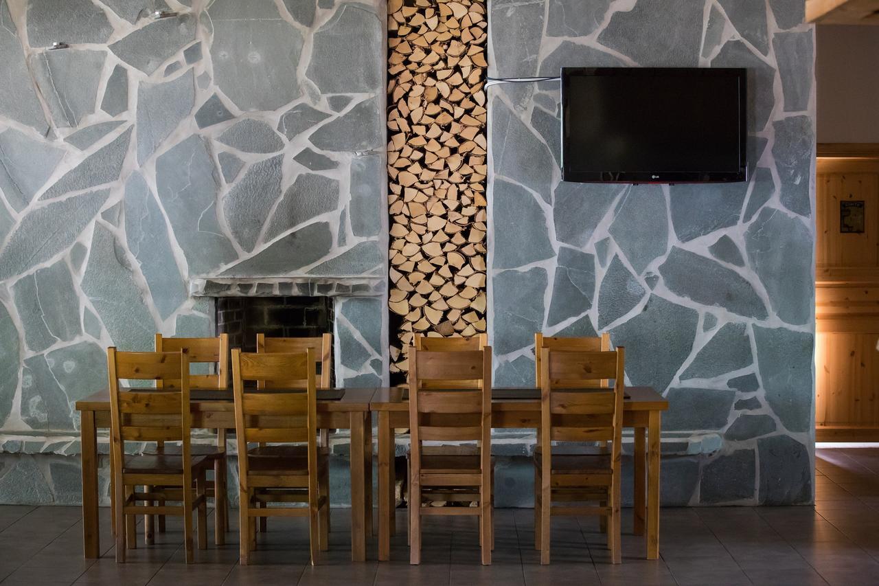 Kuus-Hukkala Hotel Harkala  ภายนอก รูปภาพ