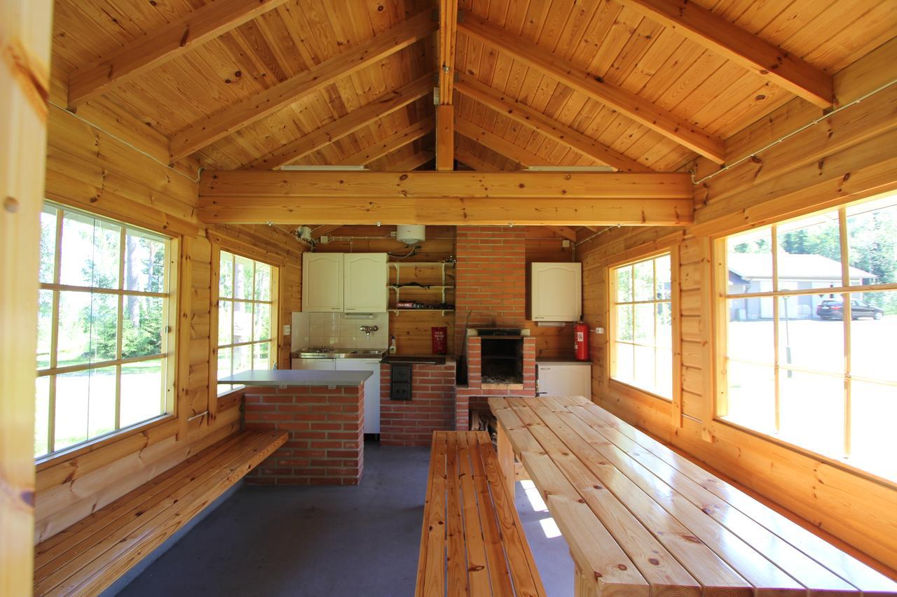 Kuus-Hukkala Hotel Harkala  ภายนอก รูปภาพ